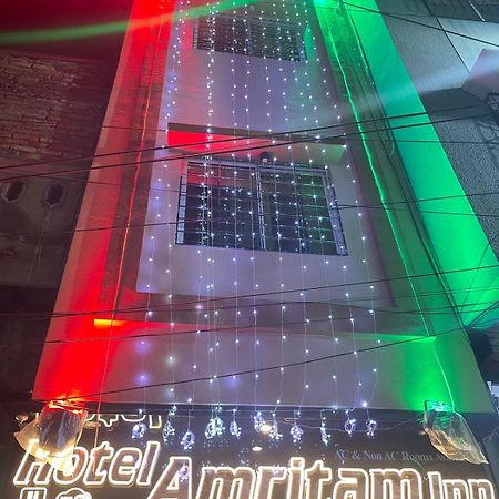 Hotel Amritam Inn Uddzsaín Kültér fotó